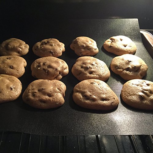 Grill Mat baking cookies