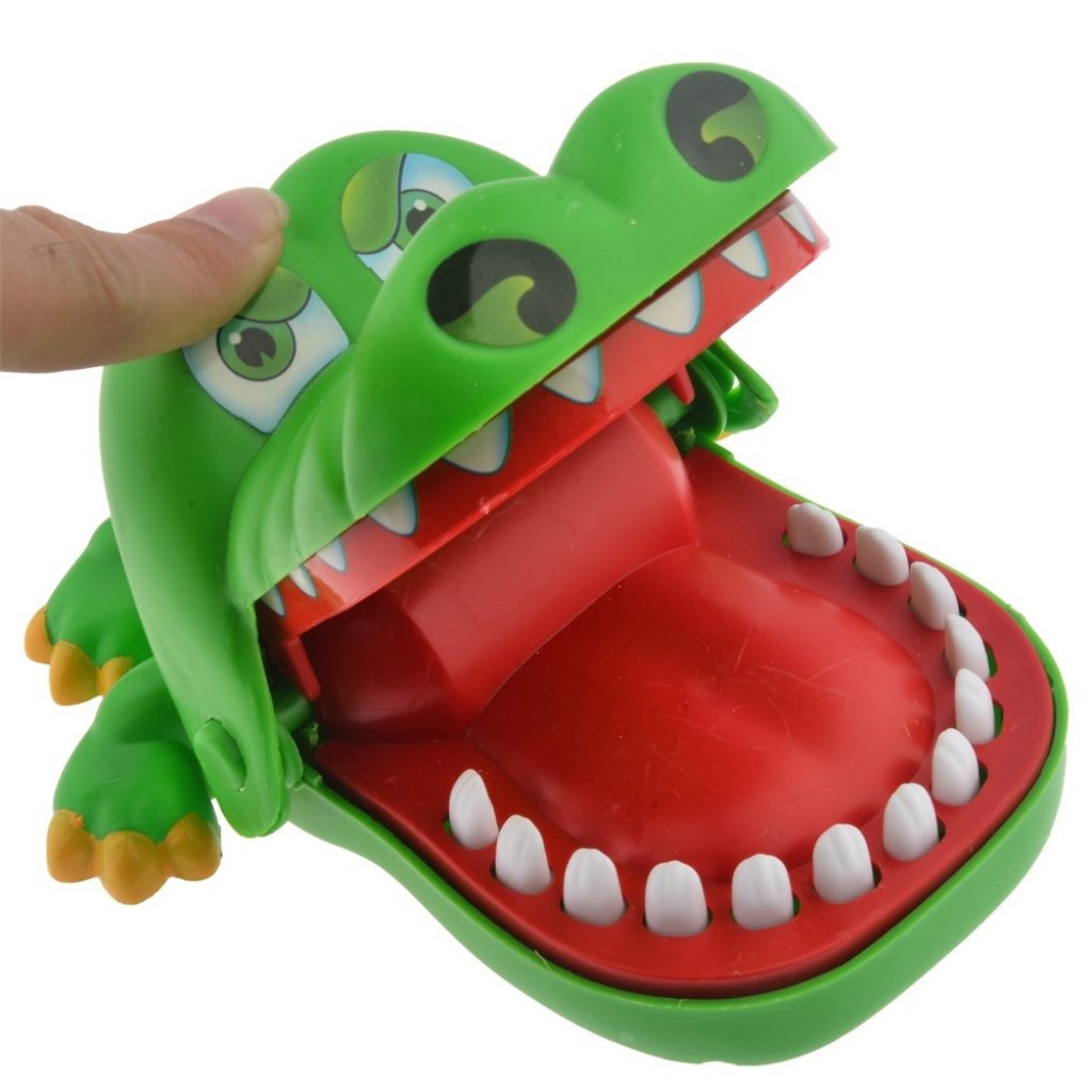 Dentist Biting Game Provides Instant Adrenaline Rush - Legit Gifts