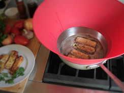 Frywall – Ultimate Splatter Protection For Cooking