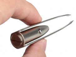 LED Tweezers For Perfect Hair-Plucking