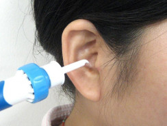 Wax Vac Cleans Ears In Minutes